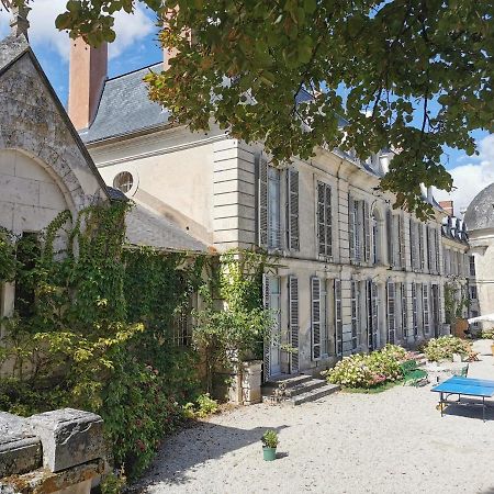 Chateau Des Barres Sainpuits Exterior photo