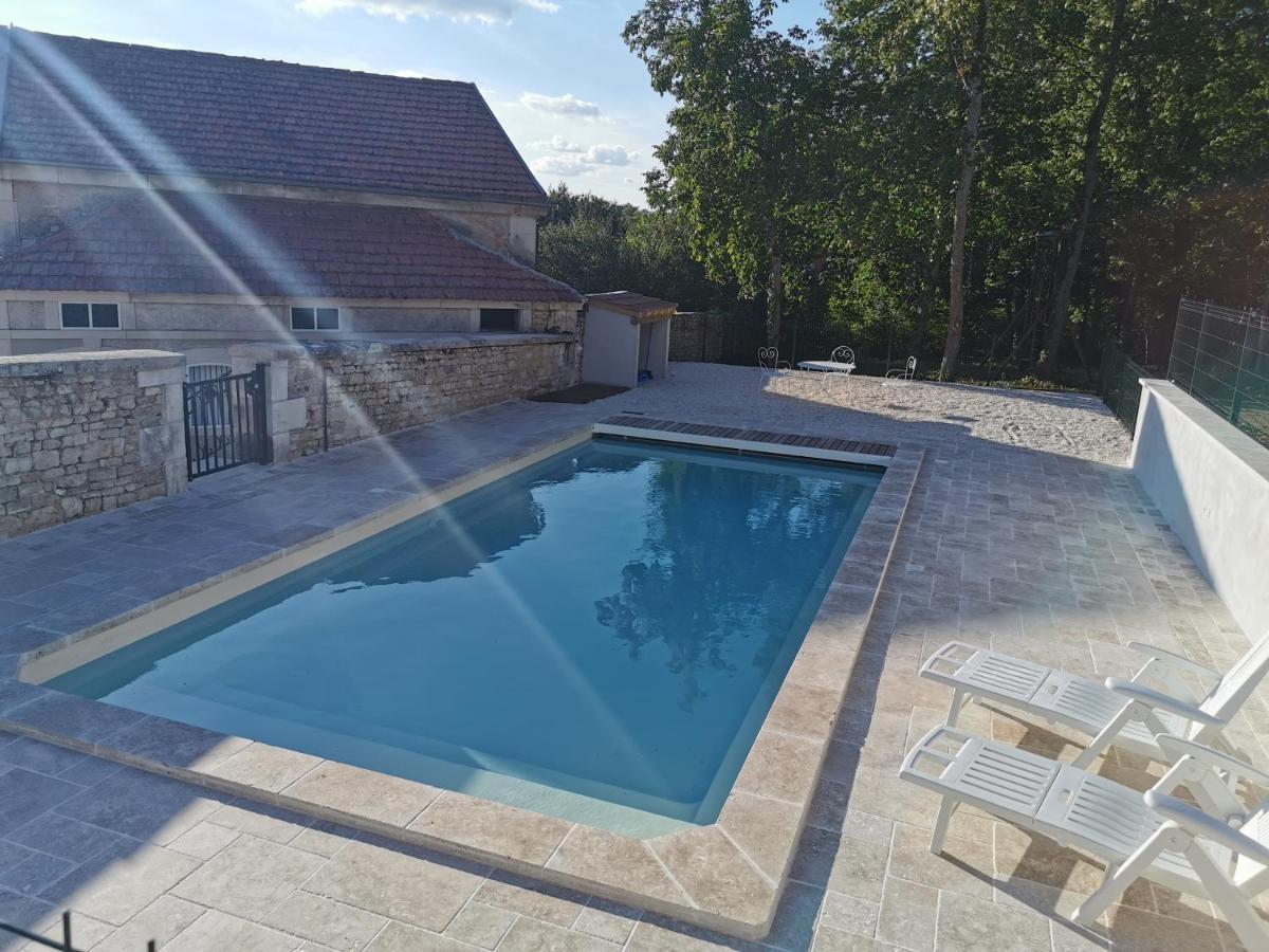Chateau Des Barres Sainpuits Exterior photo